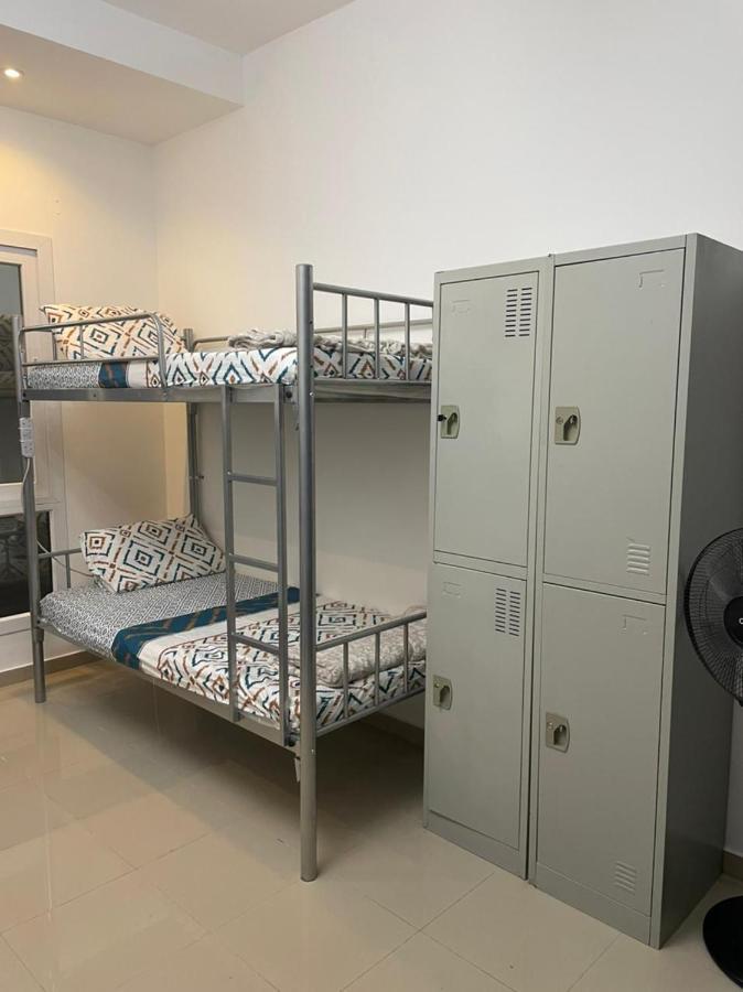 Decent Boys Hostel In Center Of Bur Dubai Next To Burjuman Metro Station With All Free Facilities Dış mekan fotoğraf