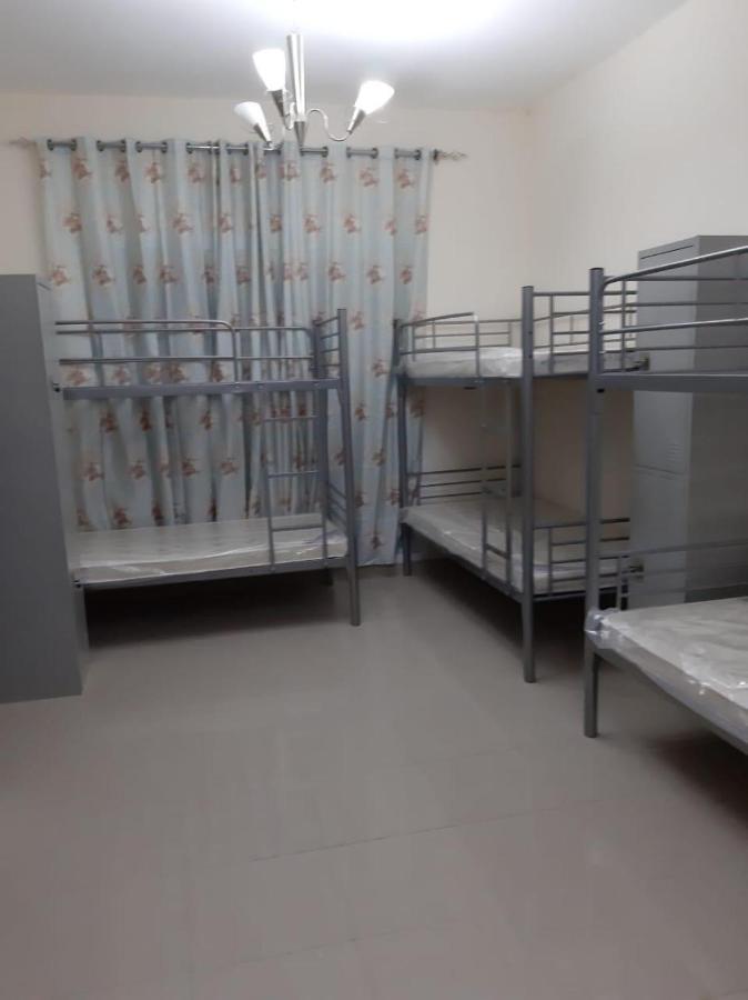 Decent Boys Hostel In Center Of Bur Dubai Next To Burjuman Metro Station With All Free Facilities Dış mekan fotoğraf